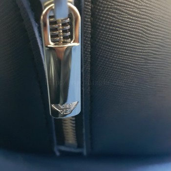 กระเป๋าถือ Armani jeans Bugatti saffiano black ของแท้