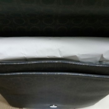 กระเป๋าสะพาย Ferragamo Messenger Bag แท้