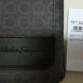 กระเป๋าสะพาย Ferragamo Messenger Bag แท้
