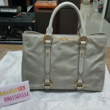 กระเป๋าถือ MIU MIU แท้