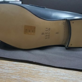 รองเท้าหนัง Gucci แท้
