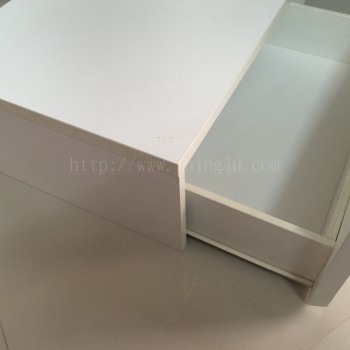 ลิ้นชัก 