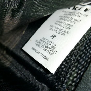 กระเป๋า Oakley name card 