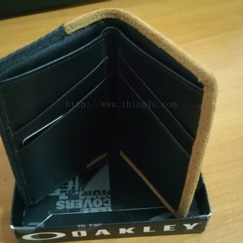 กระเป๋า Oakley name card 