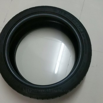 Michelin Run Flat คู่หน้า225/40 ZR18 คู่หลัง255/35 ZR18