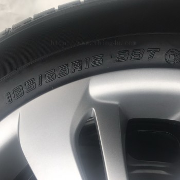 ชุดยางDunlopถอดป้ายแดงพร้อมล้อกะทะ185/65R15 ปี17 Mazda2 skyactive 