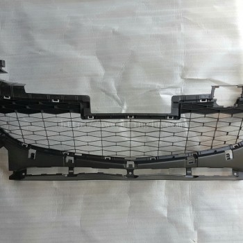 ตะแกรงกันชนหน้า MAZDA 3 BL แท้ 