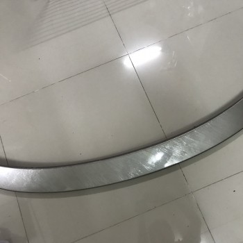 สปอยเลอร์หลัง Mazda3 4ประตู BK สีทอง