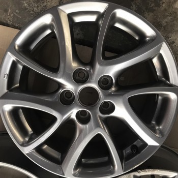 แม็ก MAZDA3 โฉมBL 4วง สีเมทัลลิค ขอบ17 