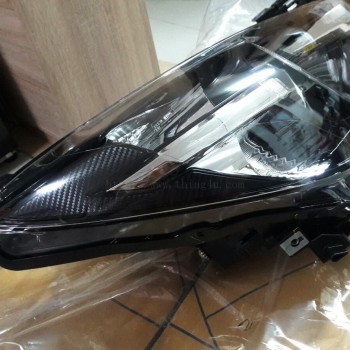 ไฟหน้า Mazda2 sky ของใหม่ แท้ ข้างขวา